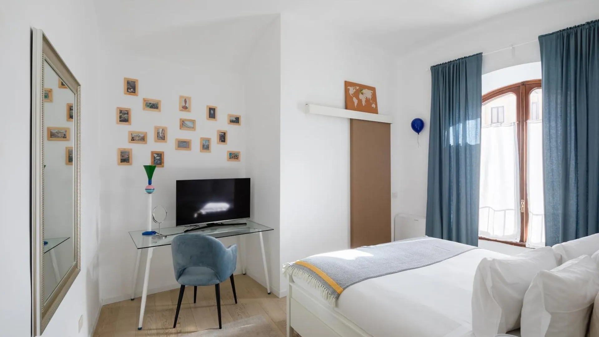 2 Bedrooms Flat Near The Colosseum Rome