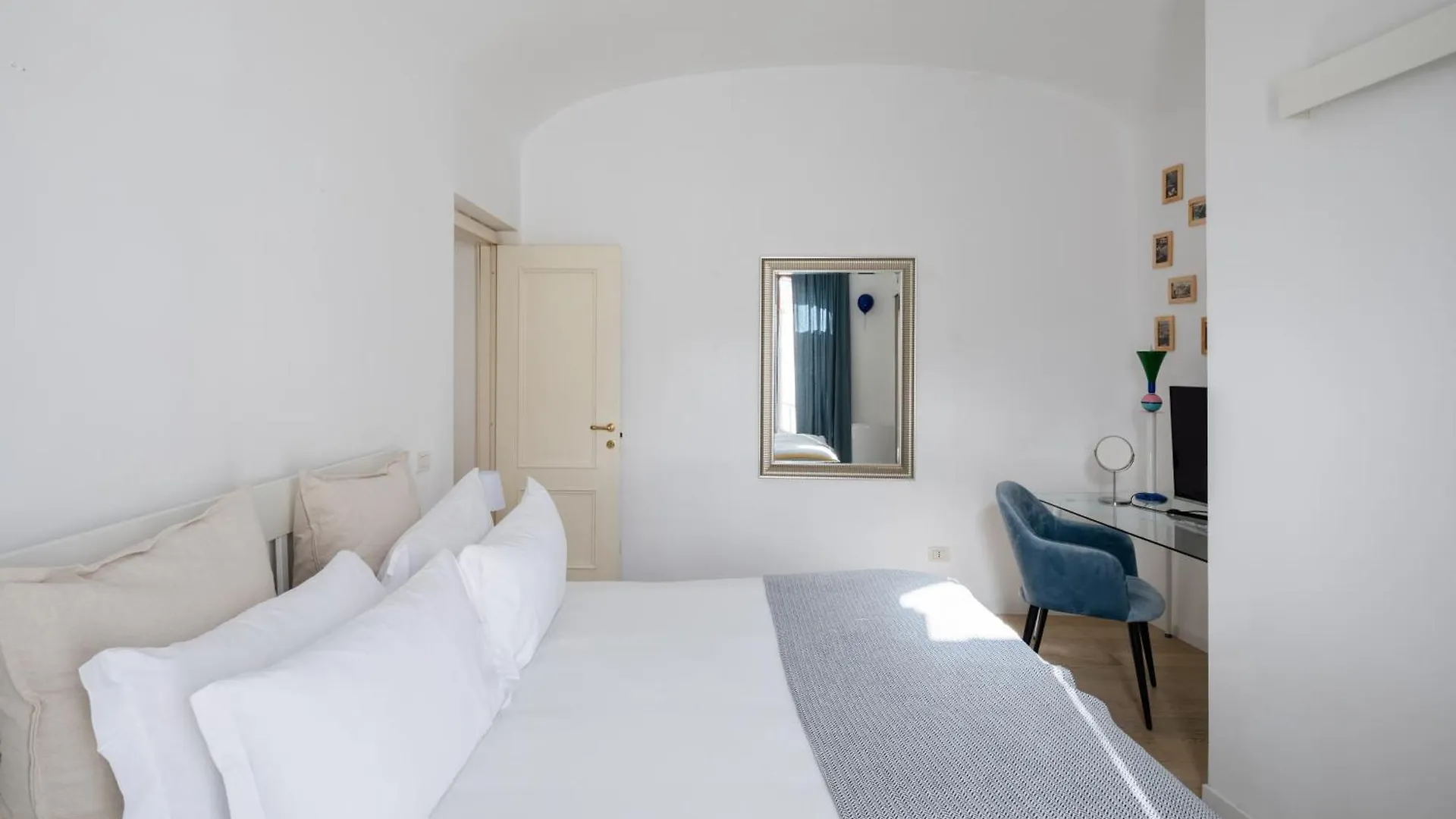 2 Bedrooms Flat Near The Colosseum Rome