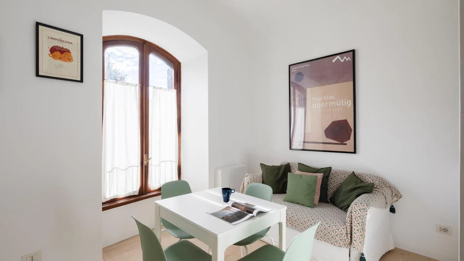 2 Bedrooms Flat Near The Colosseum Rome